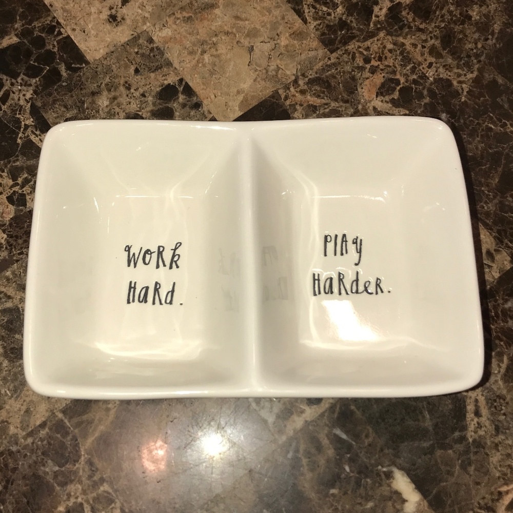 🎈🎈 Rae Dunn ‘Work Hard.’ / ‘Play Harder.’ Tray